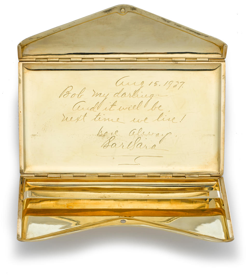 Bonhams : A gold cigarette case gifted by Barbara Stanwyck to Robert Taylor