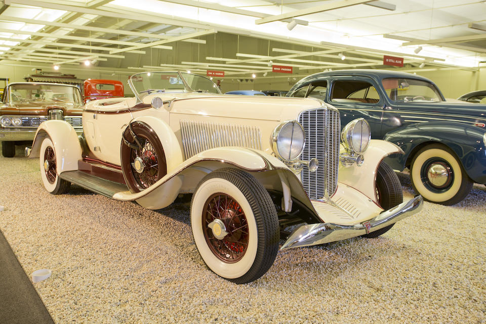 <b>1933 Auburn 12-161A Custom Speedster  </b><br />Chassis no. 160 1146E <br />Engine no. BB1025