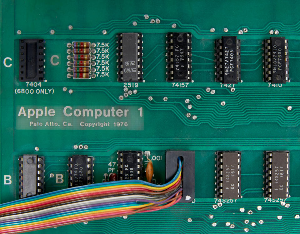 APPLE 1 COMPUTER. Apple 1 Motherboard,