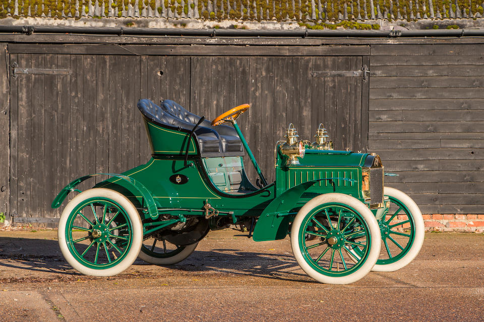 <i>Formerly part of the General Motors Heritage Collection</i><br /><b>1904 OLDSMOBILE  MODEL N "FRENCH FRONT" TOURING RUNABOUT  </b><br />Engine no. 31285