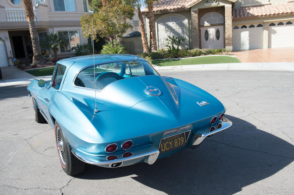<i>Documented from new</i><br /><b>1967 CHEVROLET CORVETTE 327/300HP COUPE  </b><br />Chassis no. 194377S109438