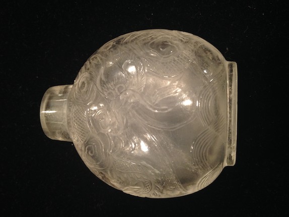 A carved rock crystal snuff bottle  1750-1860 image 16