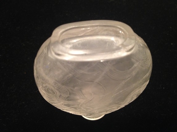 A carved rock crystal snuff bottle  1750-1860 image 5