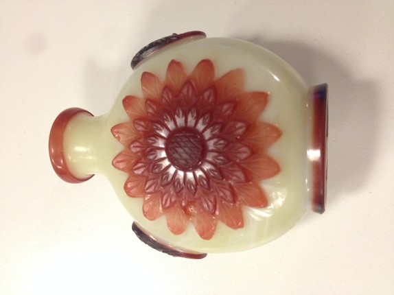 A cranberry-red and white glass chrysanthemum blossom snuff bottle  1750-1800 image 9