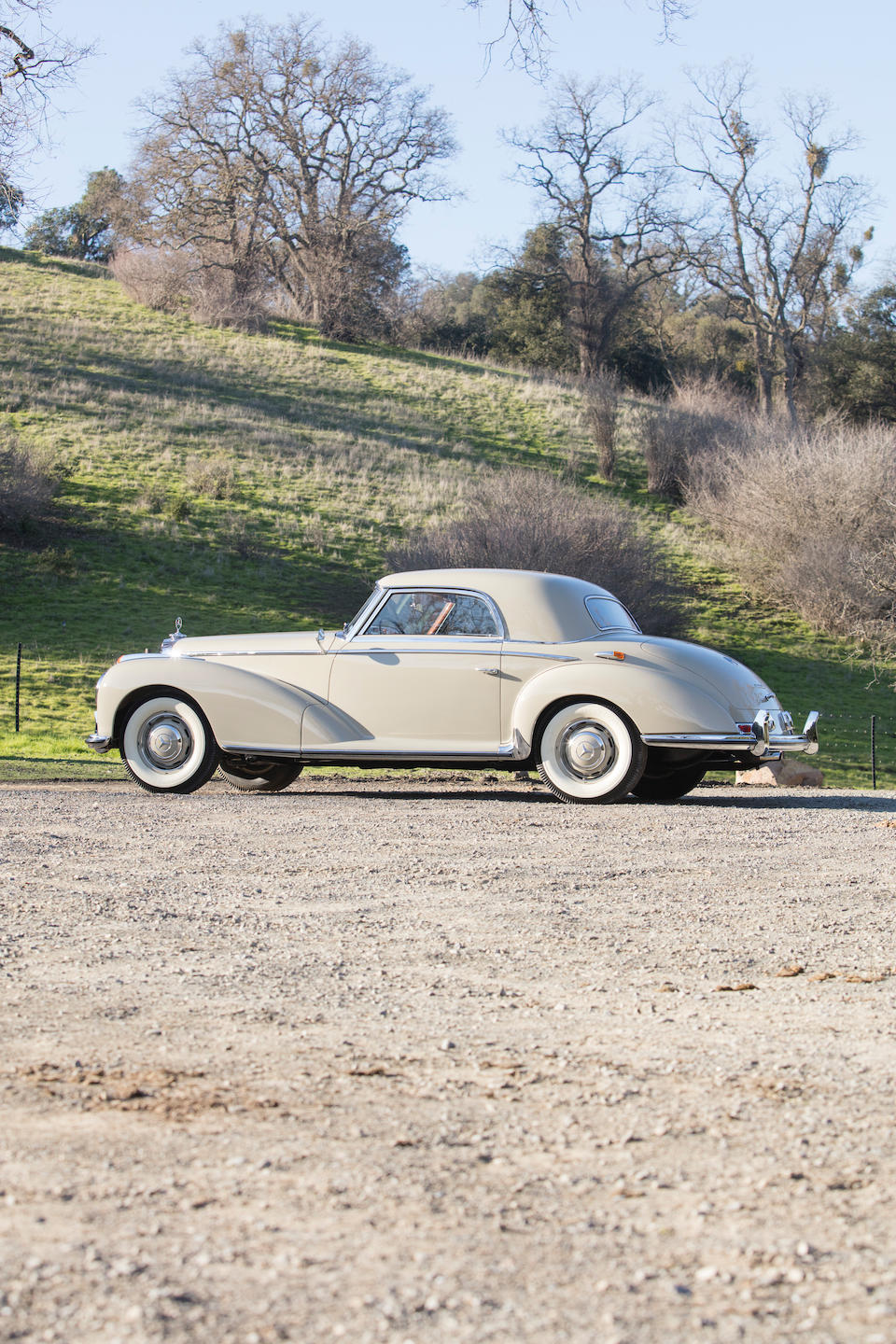 <B>1954 MERCEDES-BENZ  300S Coupe<br /></B><BR />Chassis no. 188011.3500356 <BR />Engine no. 188920.3500363
