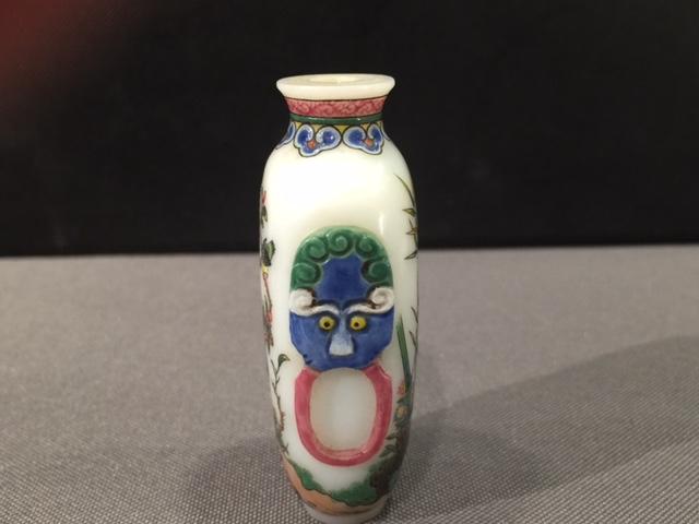 A famille rose enameled white glass snuff bottle Qianlong mark, attributed to Ye Bengqi, 1930's