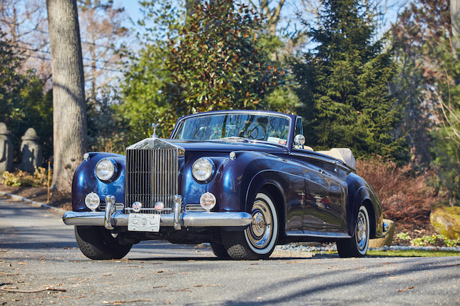Original left hand drive, U.S. delivery1961 ROLLS-ROYCE  SILVER CLOUD II 'ADAPTATION' DROPHEAD COUPECoachwork by H.J. MullinerChassis no. LSXC 173Engine no. 451 CS image 3