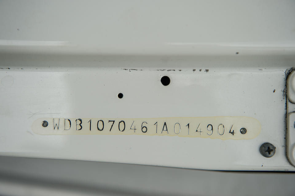 <B>1984  MERCEDES-BENZ  500SL<br /><br />VIN. WDB1070461A014904</B>