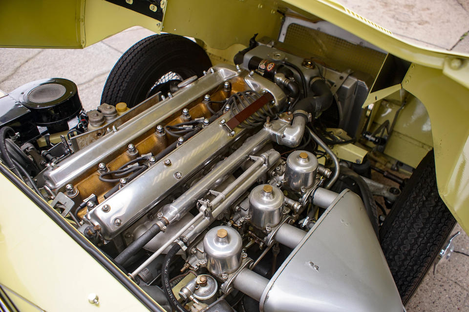 <B>1962 JAGUAR E-TYPE SERIES 1 3.8-LITER ROADSTER<br /></B><BR />Chassis no. 879997<BR />Engine no. RA3247-9