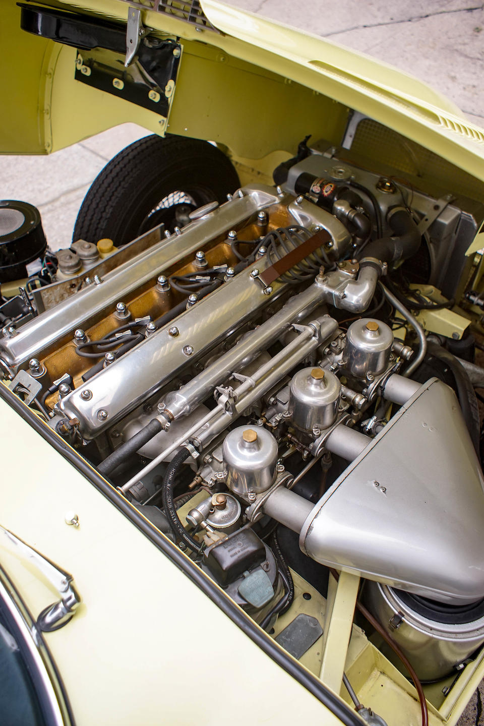 <B>1962 JAGUAR E-TYPE SERIES 1 3.8-LITER ROADSTER<br /></B><BR />Chassis no. 879997<BR />Engine no. RA3247-9
