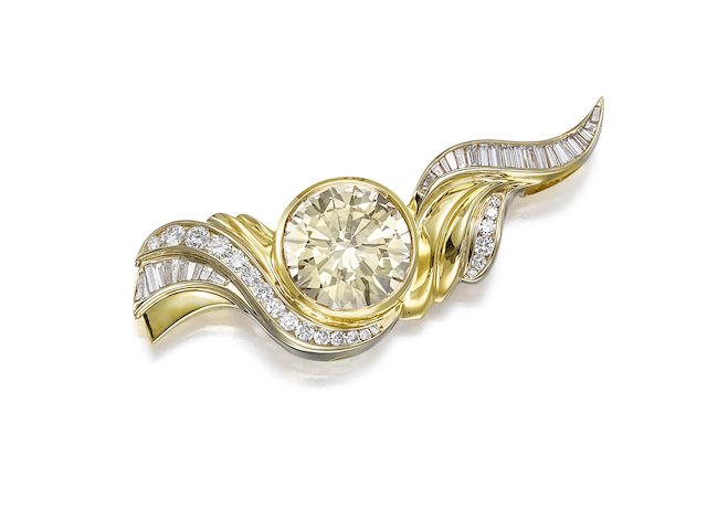 A diamond brooch/pendant, Susan Sadler