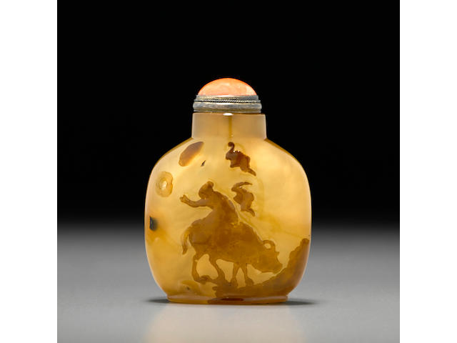 A shadow agate snuff bottle  1750-1850