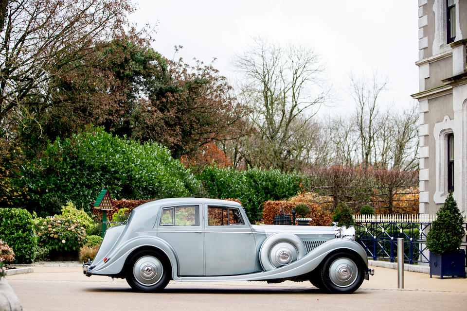<b>1937 Bentley 4&#188; LITER SPORTS SALOON</b><br />Chassis no. B119KU<br />Engine no. L2BB