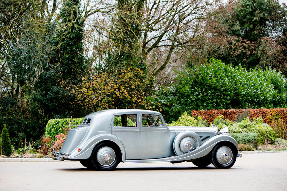 <b>1937 Bentley 4&#188; LITER SPORTS SALOON</b><br />Chassis no. B119KU<br />Engine no. L2BB