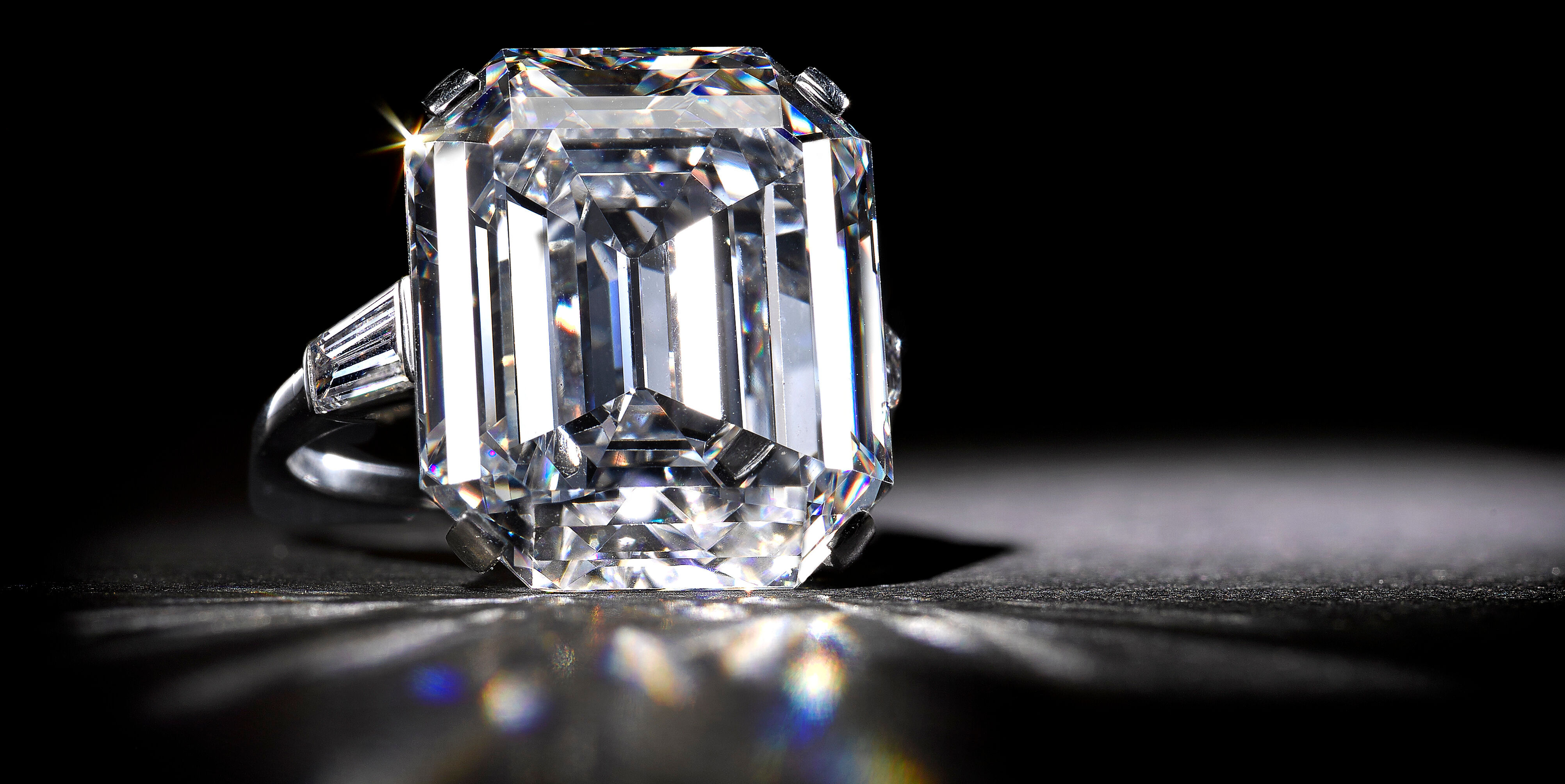 Bonhams Spectacular 17 Carat Diamond Solitaire Ring Achieves 1 447 500 At Bonhams New York Bonhams Spectacular 17 Carat Diamond Solitaire Ring Achieves 1 447 500 At Bonhams New York