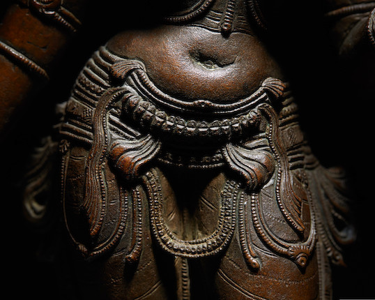 A COPPER ALLOY FIGURE OF BHUDEVI South India, 16th/17th century image 24