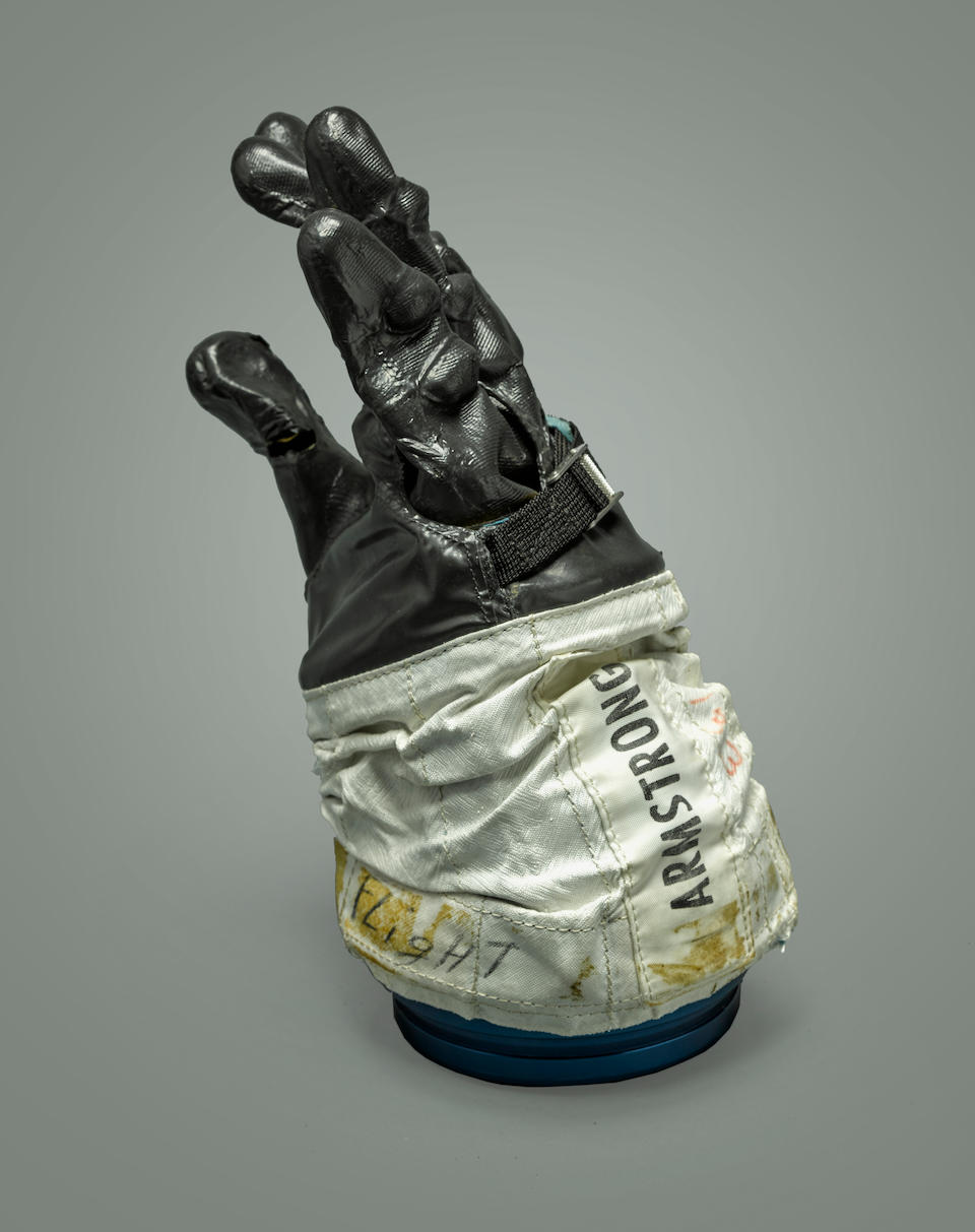 NEIL ARMSTRONG APOLLO-ERA TRAINING GLOVE, Issued to Neil Armstrong with his Beta cloth tag