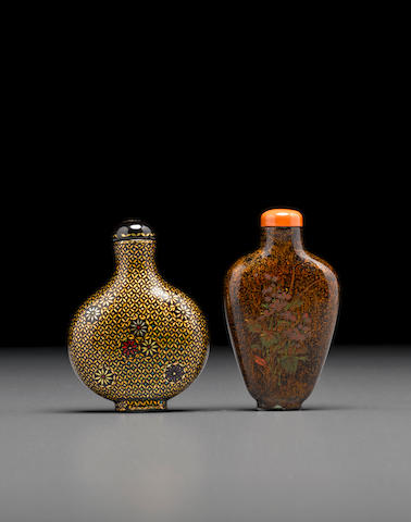 Two finely lacquered snuff bottles 19th-early 20th century