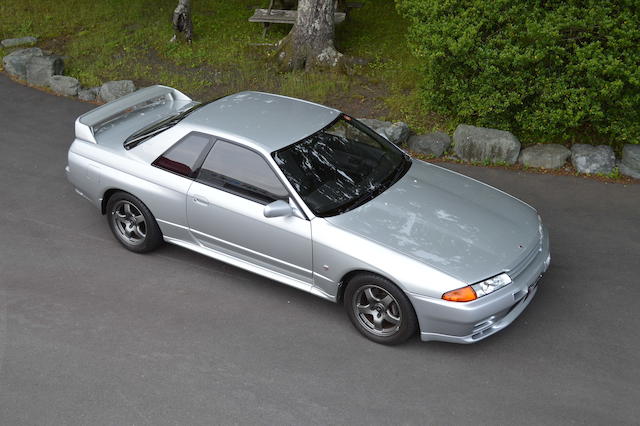 <b>1992 Nissan Skyline R32 GT-R</b><br />Chassis no. BNR32-221085