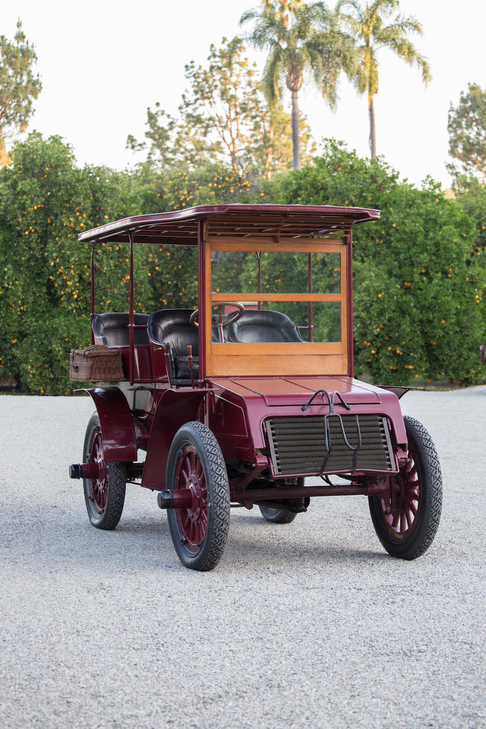 <b>1902 Packard Model G Four-Passenger Surrey</b>