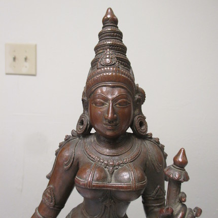 A COPPER ALLOY FIGURE OF BHUDEVI South India, 16th/17th century image 18