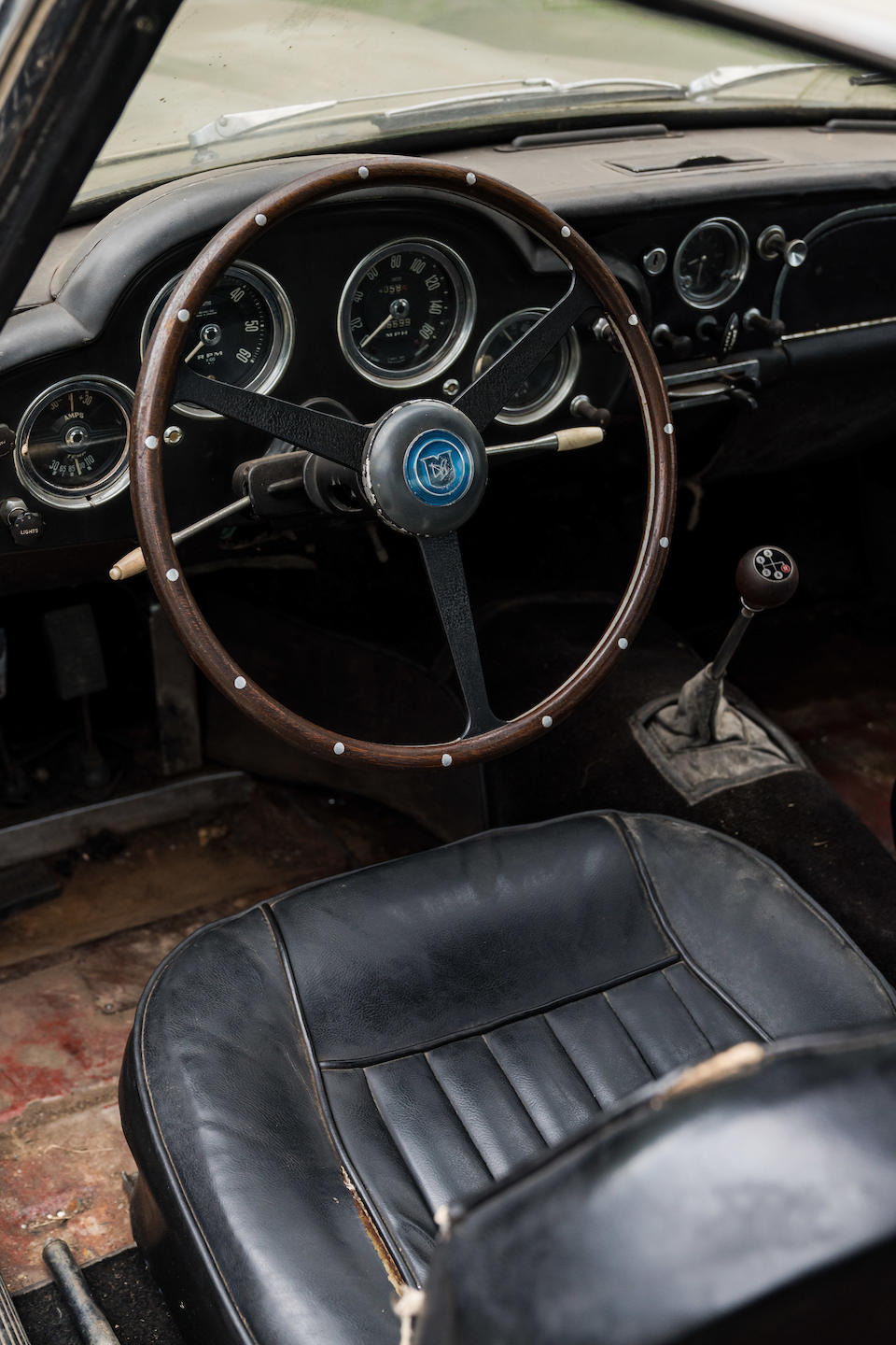 <b>1961 Aston Martin DB4 Series II Sports Saloon</b><br />Chassis no. DB4/525/L<br />Engine no. 370/546
