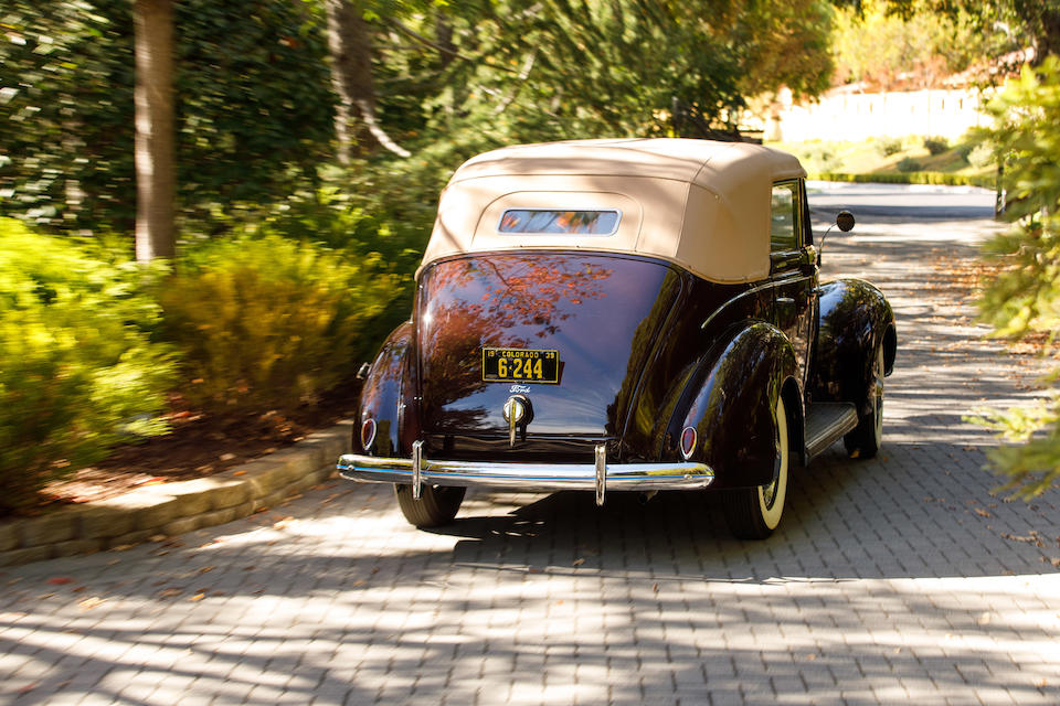 <b>1939 Ford Deluxe Convertible Sedan</b><br />Chassis no. 18-5056165