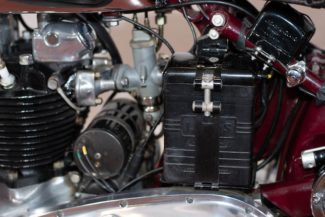 1938 Triumph 500cc 5T Speed Twin Engine no. 8-5T 9926 image 3