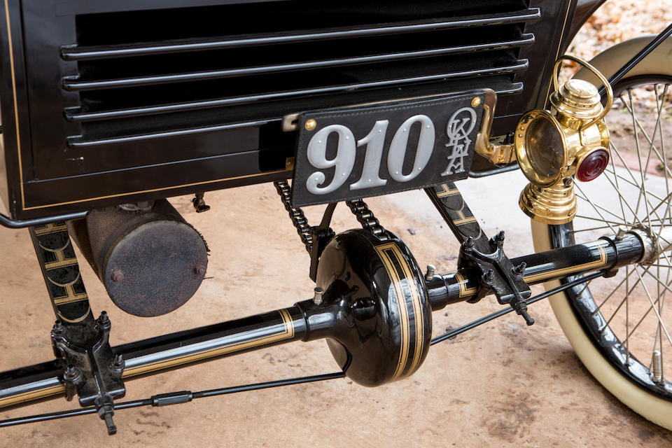 <b>c.1903 Oldsmobile Model R Curved Dash Runabout</b>