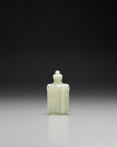 A Mughal-style white jade snuff bottle