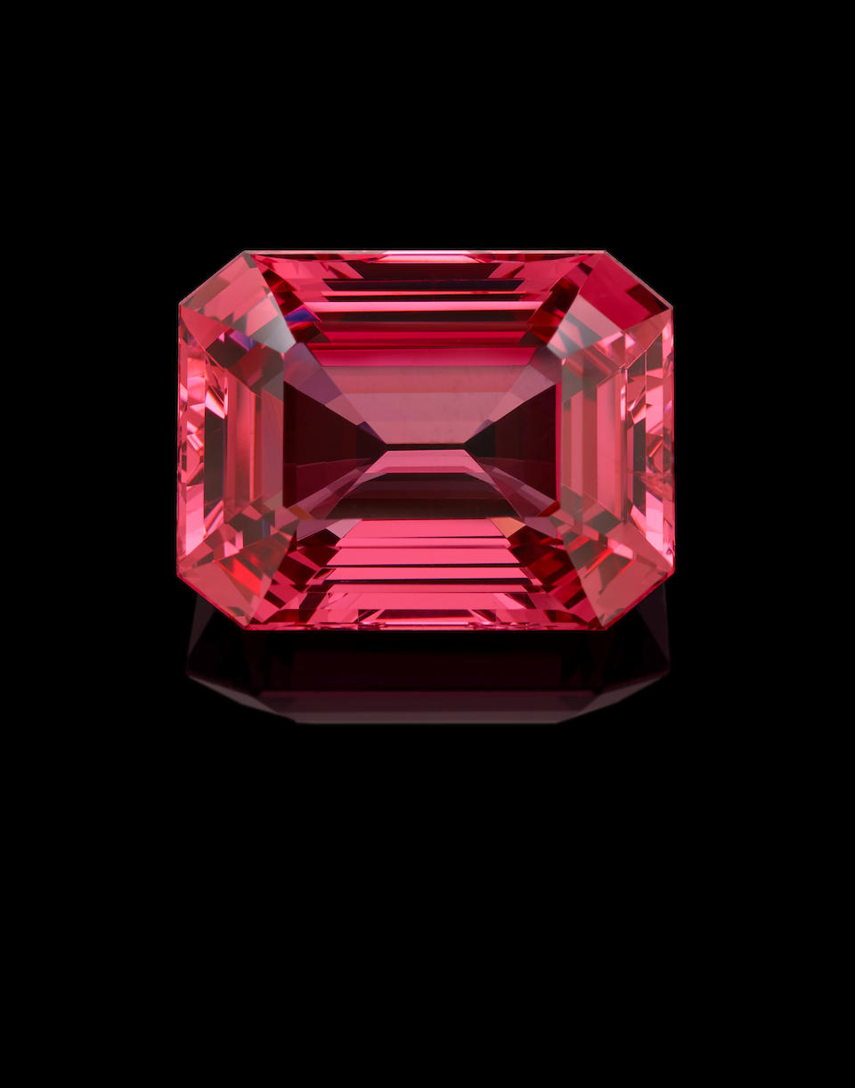 Classic, Exceptional Large Spinel