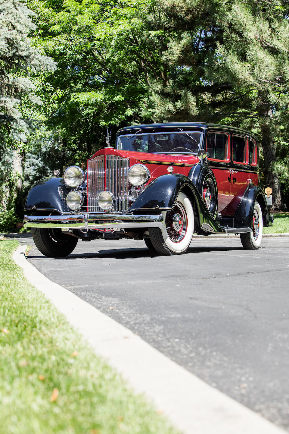 <b>1934 Packard Eight 1100 5-Passenger Sedan</b><br />Chassis no. 703707