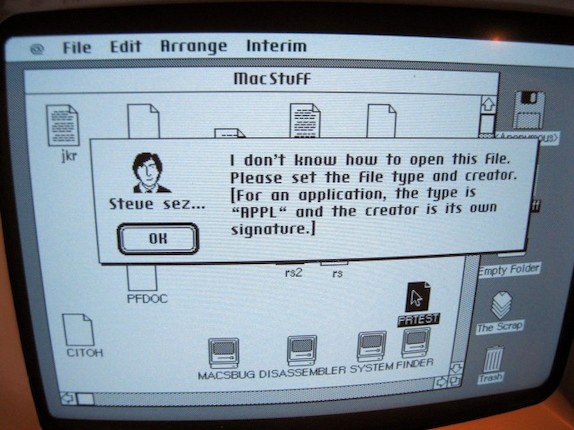APPLE MACINTOSH PROTOTYPE. Prototype of the Macintosh Personal Computer, with 5-1/4 inch Twiggy disk drive, image 7