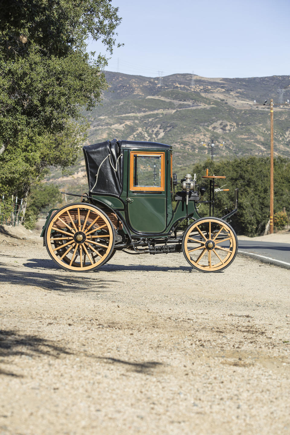 <b>c.1897 Benz 10hp Mylord-Coupe</b><br />Engine no. 74