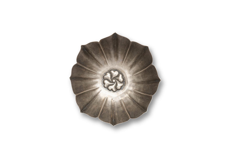 A small silver 'lotus' bowl  Song/Yuan dynasty