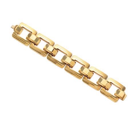 Mayor's: Gold Link Bracelet