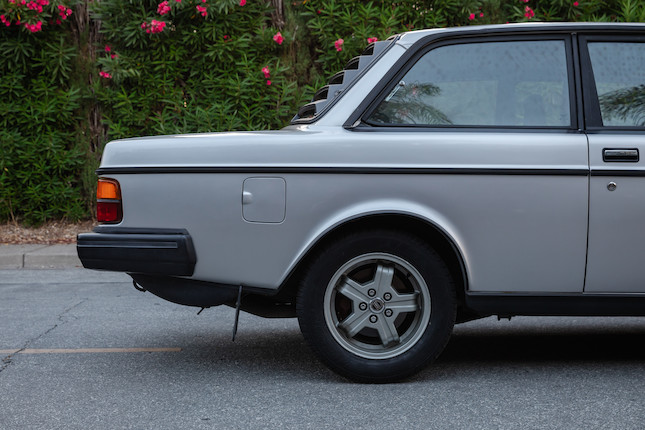 1983 Volvo 242 Coupe  VIN YVIAX4727D2235725 image 3