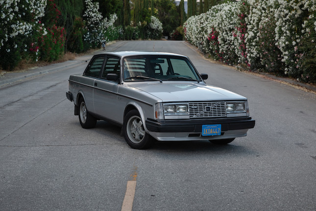1983 Volvo 242 Coupe  VIN YVIAX4727D2235725 image 1