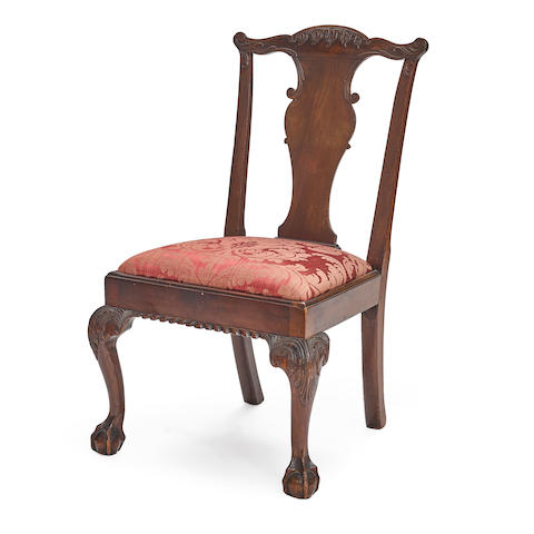 A CHIPPENDALE CARVED MAHOGANY CHAIRNew York, 18th century