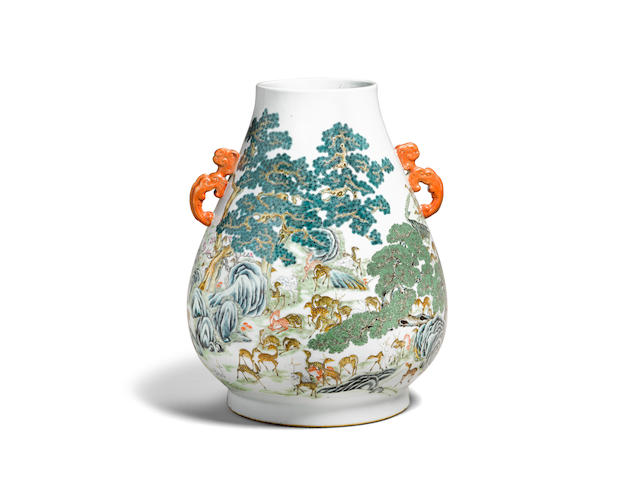 A famille rose 'One Hundred Deer' Vase, hu six character Qianlong seal mark, Republic period