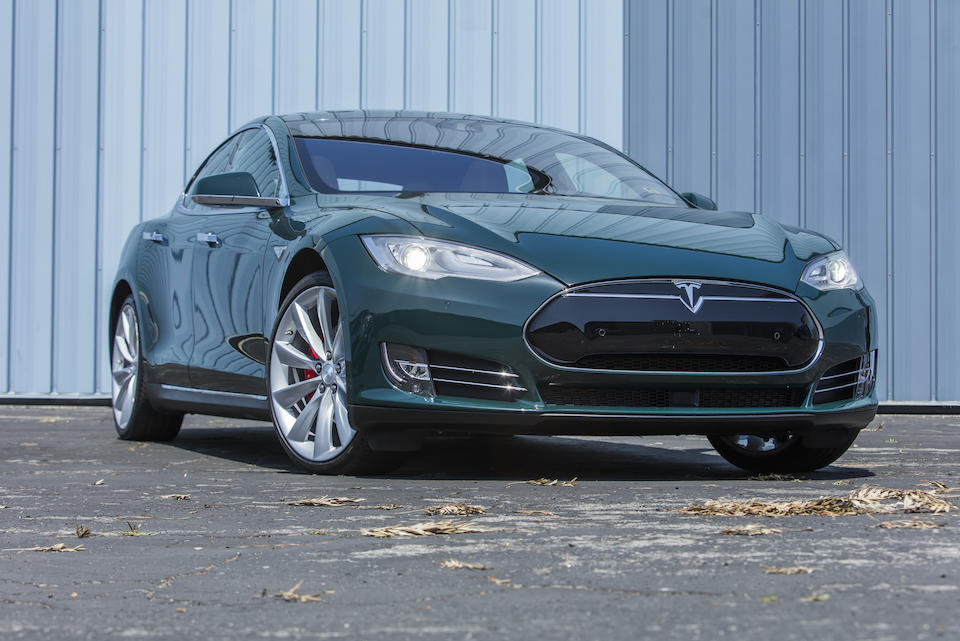 2015 Tesla Model S P85D<br />VIN. 5YJSA4H45FF095332