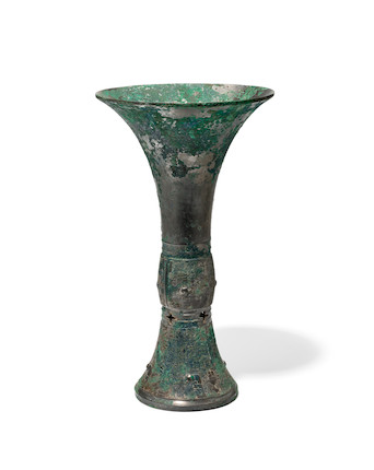 AN ARCHAIC BRONZE WINE VESSEL, Gu  Late Shang/Early Western Zhou, 13th-11th centuries BCE image 7