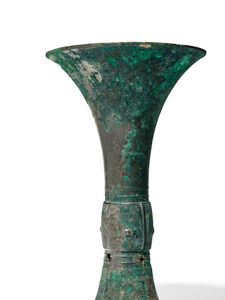 AN ARCHAIC BRONZE WINE VESSEL, Gu  Late Shang/Early Western Zhou, 13th-11th centuries BCE image 4