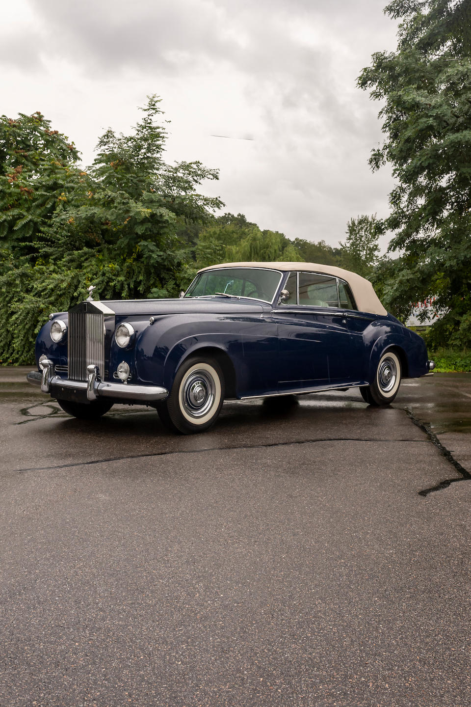 <i>Ordered new by S. Prestley Blake </i><br /><b>1959 Rolls-Royce Silver Cloud I Drophead Coup&#233;  </b><br />Chassis no. LSMH 245