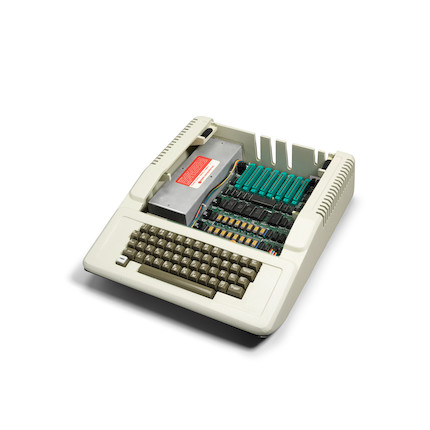 APPLE II, REV 0 Original Apple II Personal Computer, 1977, serial number 1134, with Disk II floppy disc drive image 2