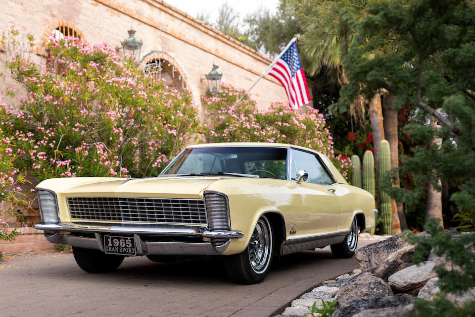 <b>1965  Buick  Riviera Gran Sport</b><br />  Chassis no. 494475H916972 <br />Engine no. 5H916972
