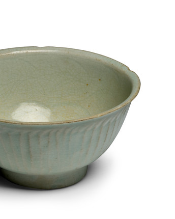 A RARE SILVER-FORM YINGQING FOOTED BOWL Southern Song dynasty (1127-1279) image 3