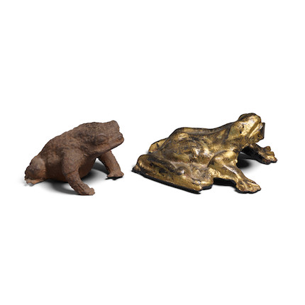 TWO FROG SCULPTURES early 20th century, one cast iron, the other patinated bronzelength of larger 10 1/2in (27cm) image 2