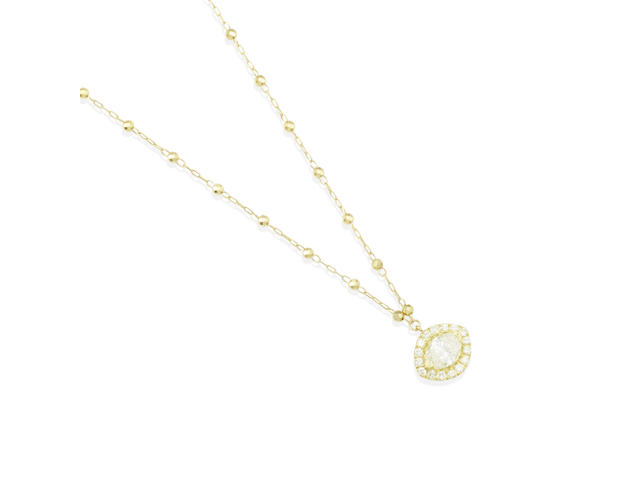 A GOLD AND DIAMOND NECKLACE