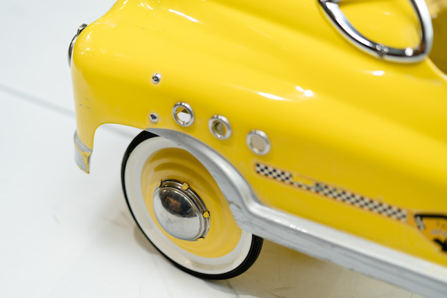 'Checker Cab' Yellow Taxi Pedal Car image 4